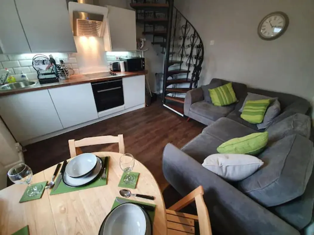Cosy Mews House, Heart Of Mumbles Gateway To Gower Apartment